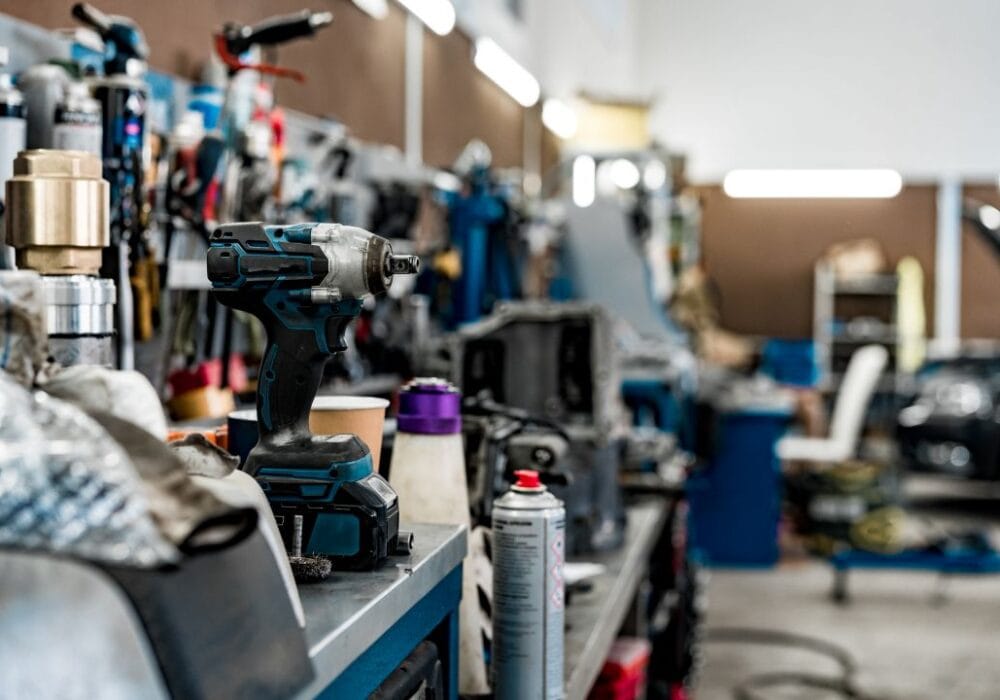 How Important Is Real-Time Parts Integration in Modern Garage Software?