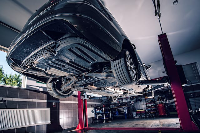 Why Independent Garages are Outpacing Main Dealers on Speed